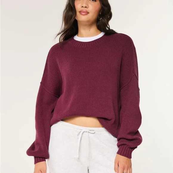 Oversized Crewneck Sweater - Picture 2 of 4